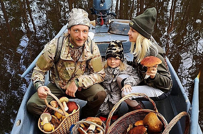 «Купила и разложила по корзинкам!»: пользователи сети обвиняют Яну Рудковскую в постановочных фото