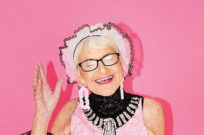 Баддивинкл или бабушка-радуга: 90-летняя старушка завоевала в Instagram 4 миллиона подписчиков