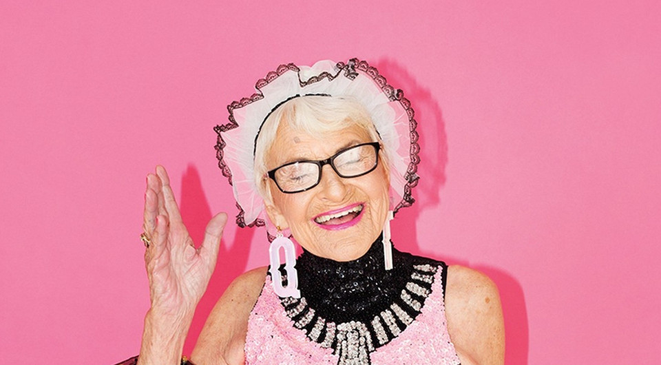 Баддивинкл или бабушка-радуга: 90-летняя старушка завоевала в Instagram 4 миллиона подписчиков