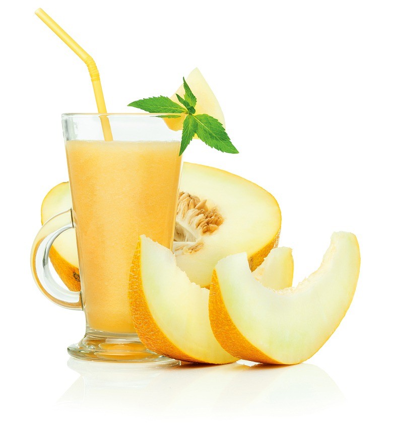 400 г дынной мякоти, пять листиков мяты, один лимон или лайм. Сложите все в блендер, выжмите лимонный сок и тщательно перемешайте. Освежающий напиток готов. 400 г дынной мякоти, пять листиков мяты, один лимон или лайм. Сложите все в блендер, выжмите лимонный сок и тщательно перемешайте. Освежающий напиток готов.