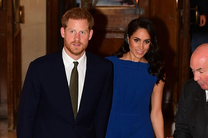 «Как беременная»: Меган Маркл испортила фигуру неудачным платьем