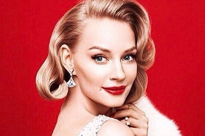 Светлана Ходченкова в роскошном платье затмила Анджелину Джоли