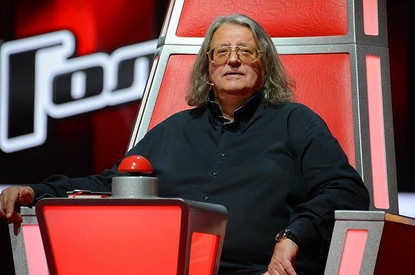 Александр Градский считает, что его молодая супруга могла найти более богатого мужа