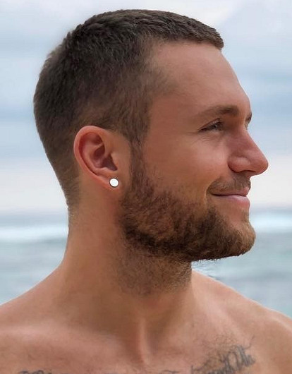 Влад Соколовский увиделся с годовалой дочерью на Бали без Риты Дакоты