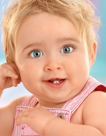 6 признаков, что режутся зубки – как помочь малышу?