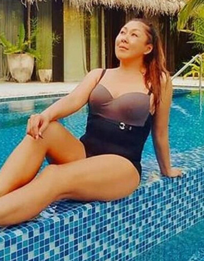 Пополневшая Анита Цой опубликовала фото в купальнике