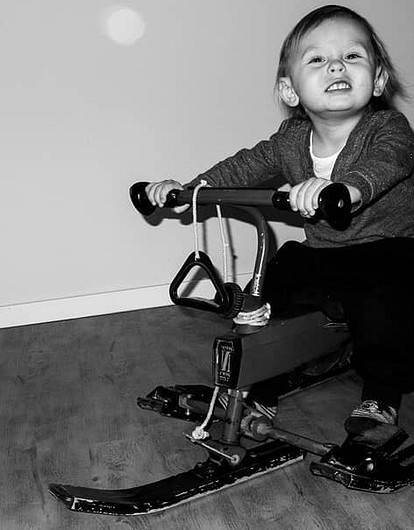 Как выбрать снегокат для ребенка: на что обратить внимание и какая модель лучше