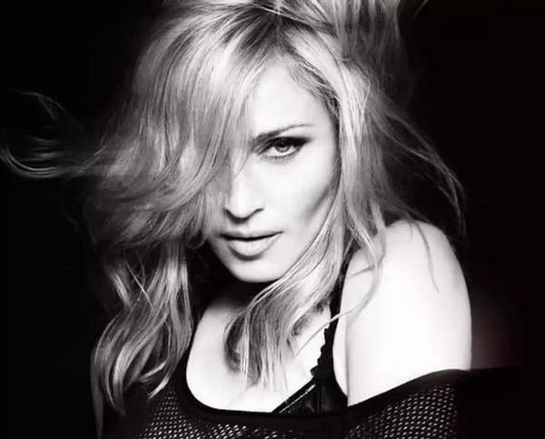 Мадонна (60) выразила согласие на участие в «Евровидении - 2019». Сейчас с певицей ведутся переговоры по поводу гонорара, сообщает портал Ynet. 