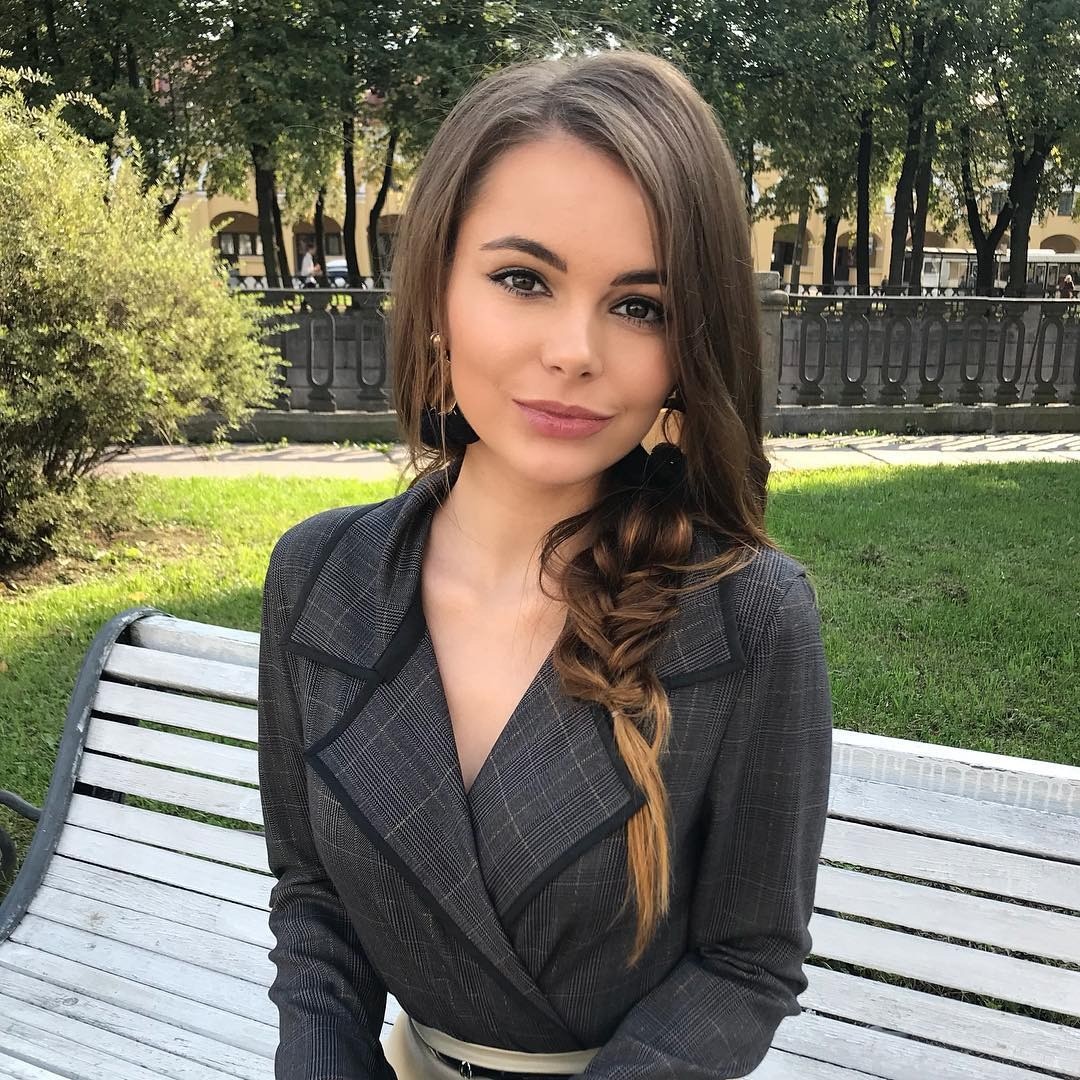 @oktyabrina_maximova