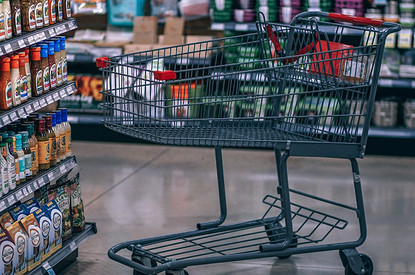 Продукты для детей: что нельзя покупать в супермаркете?