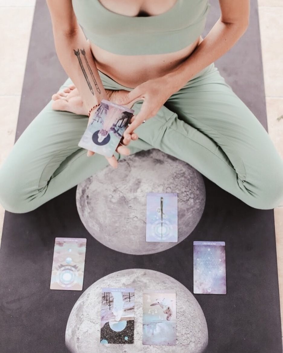 Многие life-коучи и профессора психологии утверждают, что наша удача во многом зависит от нашего окружения. Чем обширнее сеть твоих личных контактов (друзья в Одноклассниках не в счет), т...