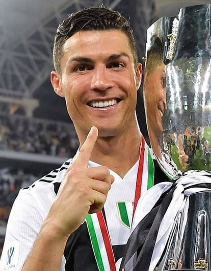 Криштиану Роналду оштрафовали за неуплату налогов