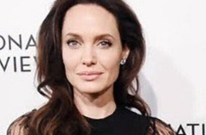 Дочь Джоли и Питта хочет жить с бабушкой и дедушкой