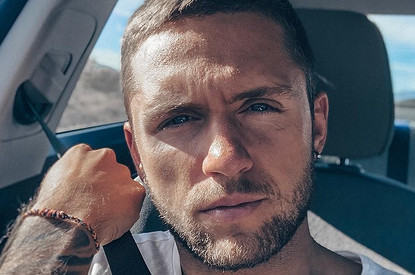 Айза Анохина рассказала, что Влад Соколовский изменял жене с Катей Жужей