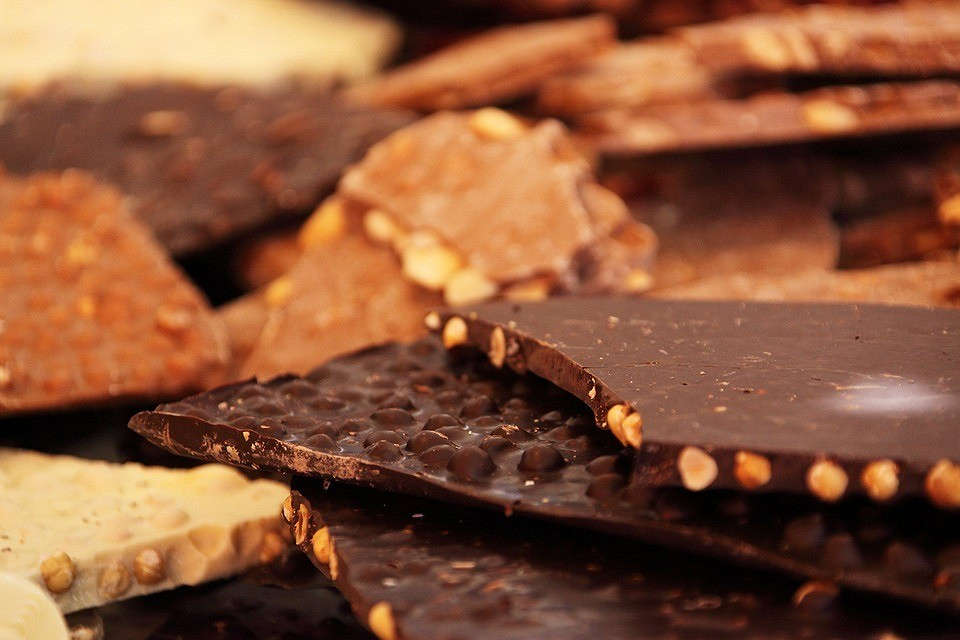 Чем полезен шоколад, и какой скрытый вред он несет