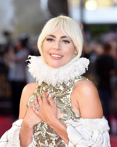 Леди Гага - талантлива во многом, и в актерском мастерстве тоже. Это пока не уровень Оскара, но у нее есть все предпосылки, чтобы достичь очень высокого мастерства в актерской карьере. Он...