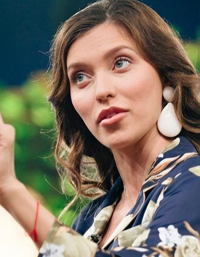 Регина Тодоренко рассказала, что «ноги ее не слушаются»
