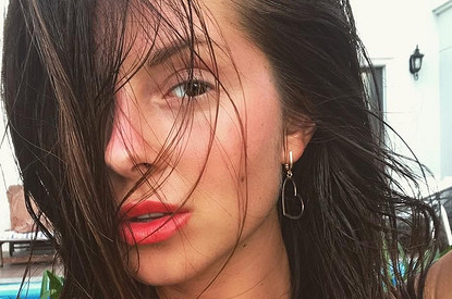 Нюша вышла из декретного отпуска через три месяца после рождения дочки