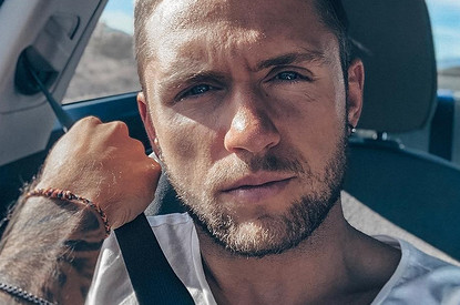 Влад Соколовский публично извинился за измены перед Ритой Дакотой