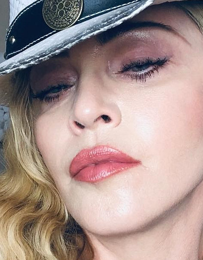 Мадонна рассказала, что стыдилась своей самодельной одежды в молодости