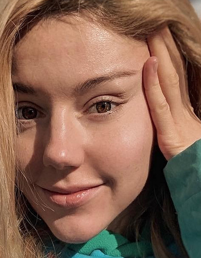 Юлиана Караулова прервала отпуск из-за болезни