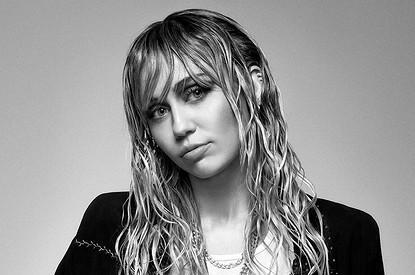 Майли Сайрус подтвердила роман с бывшим Джиджи Хадид