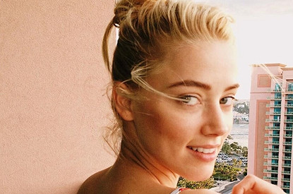 Эмбер Херд устроила эротическую фотосессию