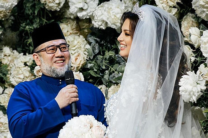 Оксана Воеводина подала в суд на короля Малайзии (хочет доказать отцовство)