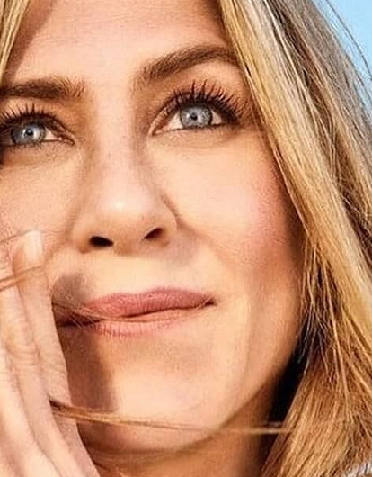 «Я не хотела взрывать Сеть»: за два дня на Дженнифер Энистон подписались более 11 миллионов человек (видео)