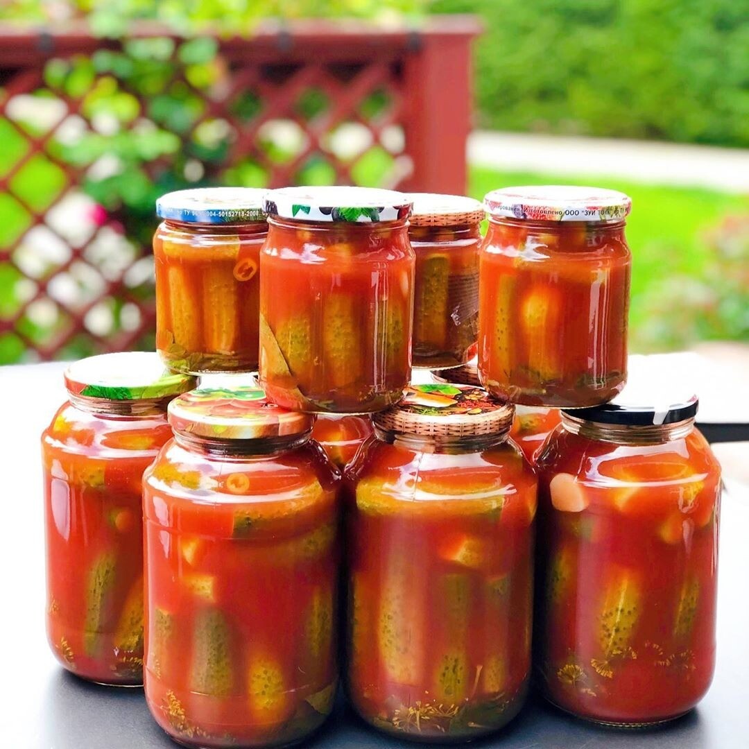 Огурцы в кетчупе чили на зиму: 7 рецептов, которые тебе точно стоит попробовать