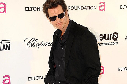 Джим Керри разорвал отношения с девушкой