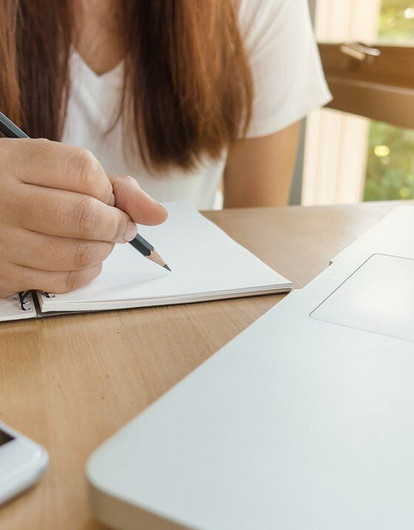 Как родителям помочь ребенку подготовиться к ЕГЭ: реальные советы опытных репетиторов