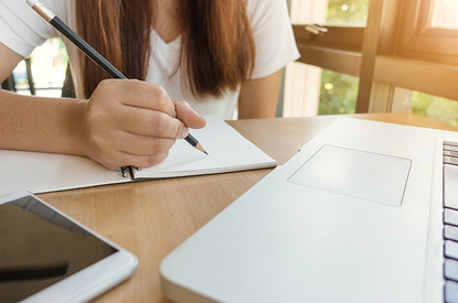 Как родителям помочь ребенку подготовиться к ЕГЭ: реальные советы опытных репетиторов