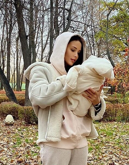 «Сладкое утро»: Анастасия Решетова показала милое видео с сыном