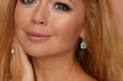 Потеря ребенка и привычка не сдаваться: биография и личная жизнь Елены Захаровой