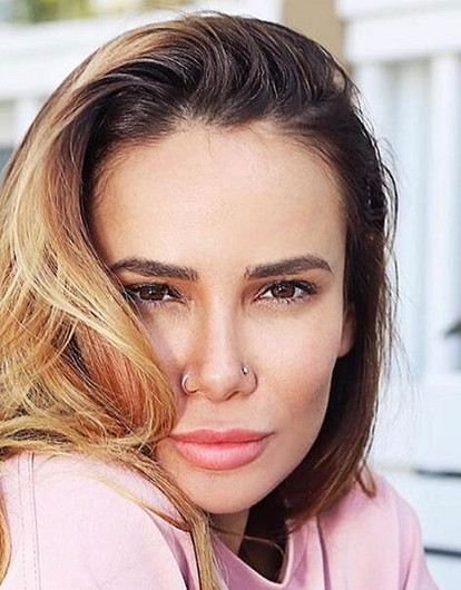 Айза Анохина рассказала, почему терпела измены Гуфа