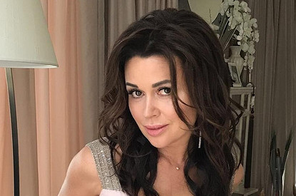 Директор Анастасии Заворотнюк прокомментировала слухи о смерти актрисы