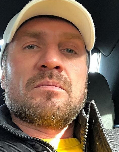 Фигуристу Роману Костомарову досталась женская роль в ледовом шоу Авербуха