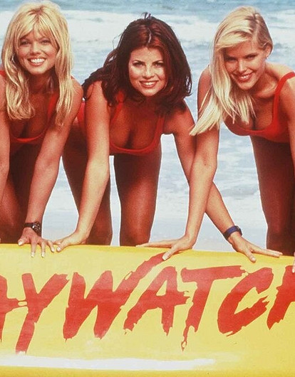 245 причин смотреть «Спасателей Малибу» (сериалу 30 лет!)
