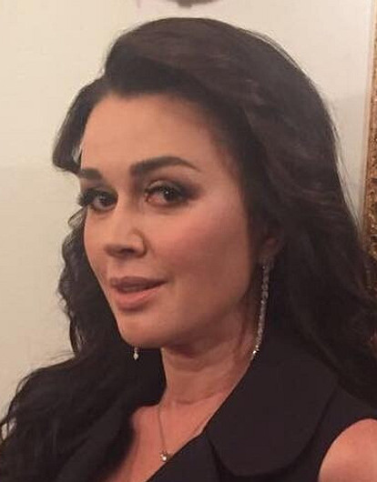 «Сильно располнела»: как выглядит Анастасия Заворотнюк после выписки