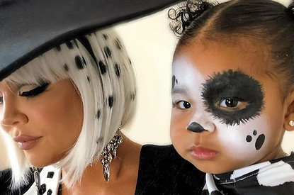 Хлои Кардашьян выбрала на Хэллоуин образ Круэллы Де Виль (ни один далматинец не пострадал)