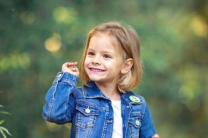 «Вытри язык»: дочь Тимати расцеловала котов Анастасии Решетовой (видео)