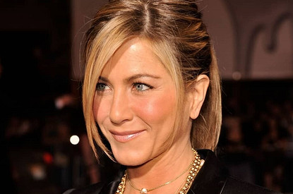 Дженнифер Энистон получила награду «Народная икона» и чуть не расплакалась (видео)