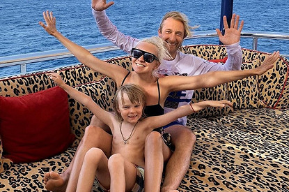 Яна Рудковская подтвердила информацию, что они с Плющенко обратились в полицию из-за угроз сыну