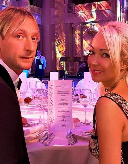 «Я даже знаю»: Яна Рудковская прокомментировала слухи о любовнице Плющенко