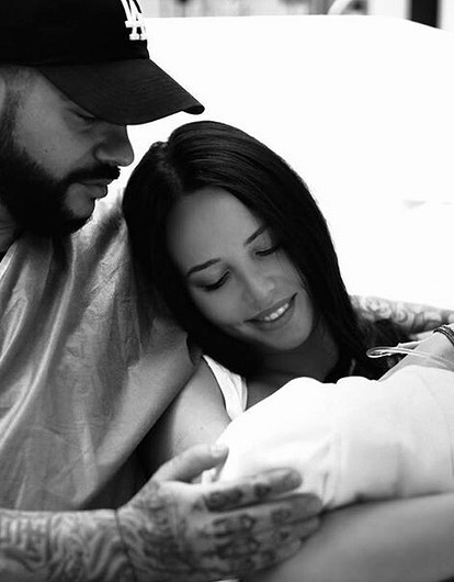 «Через боль»: Анастасия Решетова рассказала о первых родах