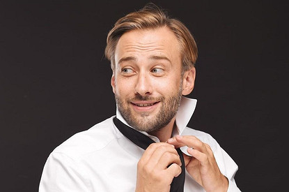 Дмитрий Шепелев выложил фото с возлюбленной и рассказал, как они познакомились