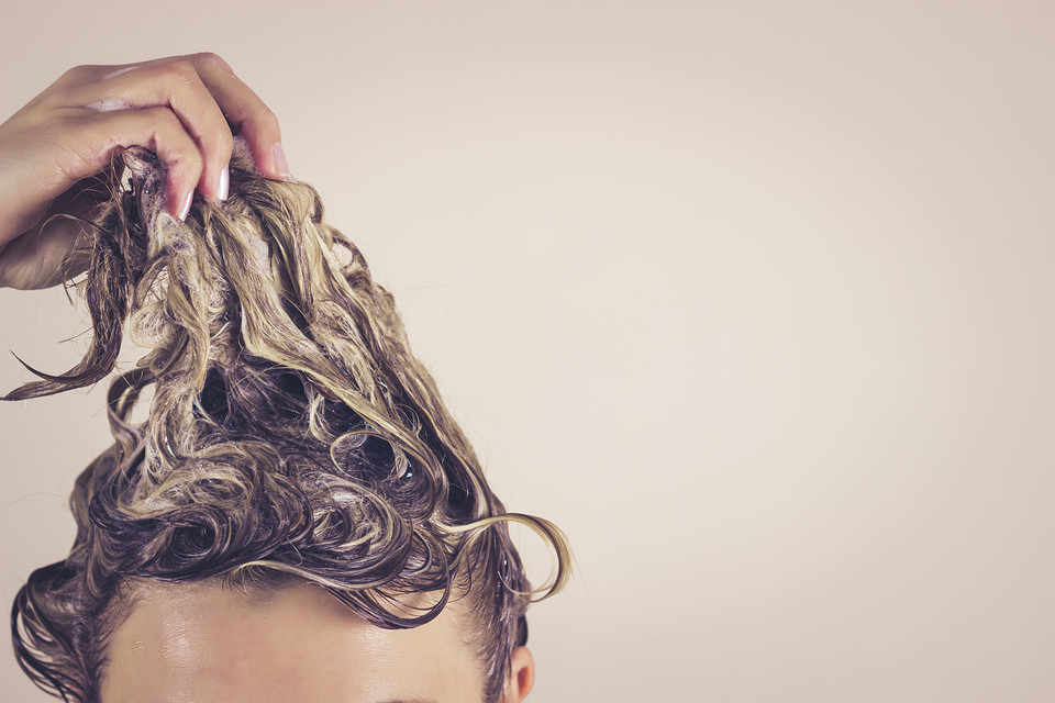 Нужен ли тебе кондиционер для волос (и 15 средств на любой бюджет)