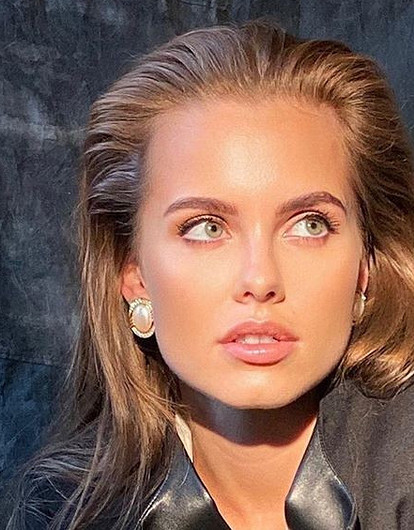 Дарья Клюкина показала подарки спустя два месяца после свадьбы