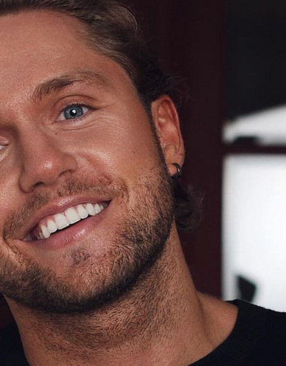 «Из одного статуса перешли в другой»: Влад Соколовский рассказал об отношениях с Дакотой